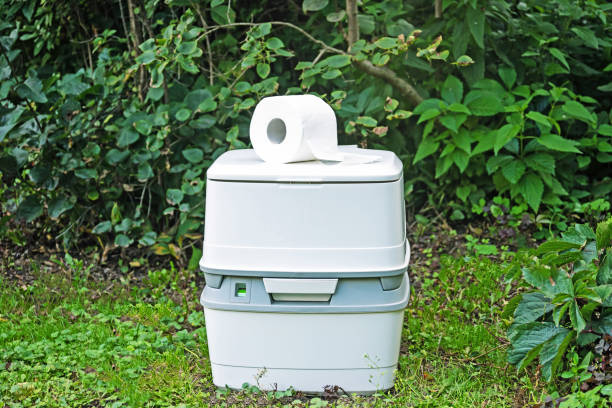 Best Portable bathroom rental  in Sumner, IL
